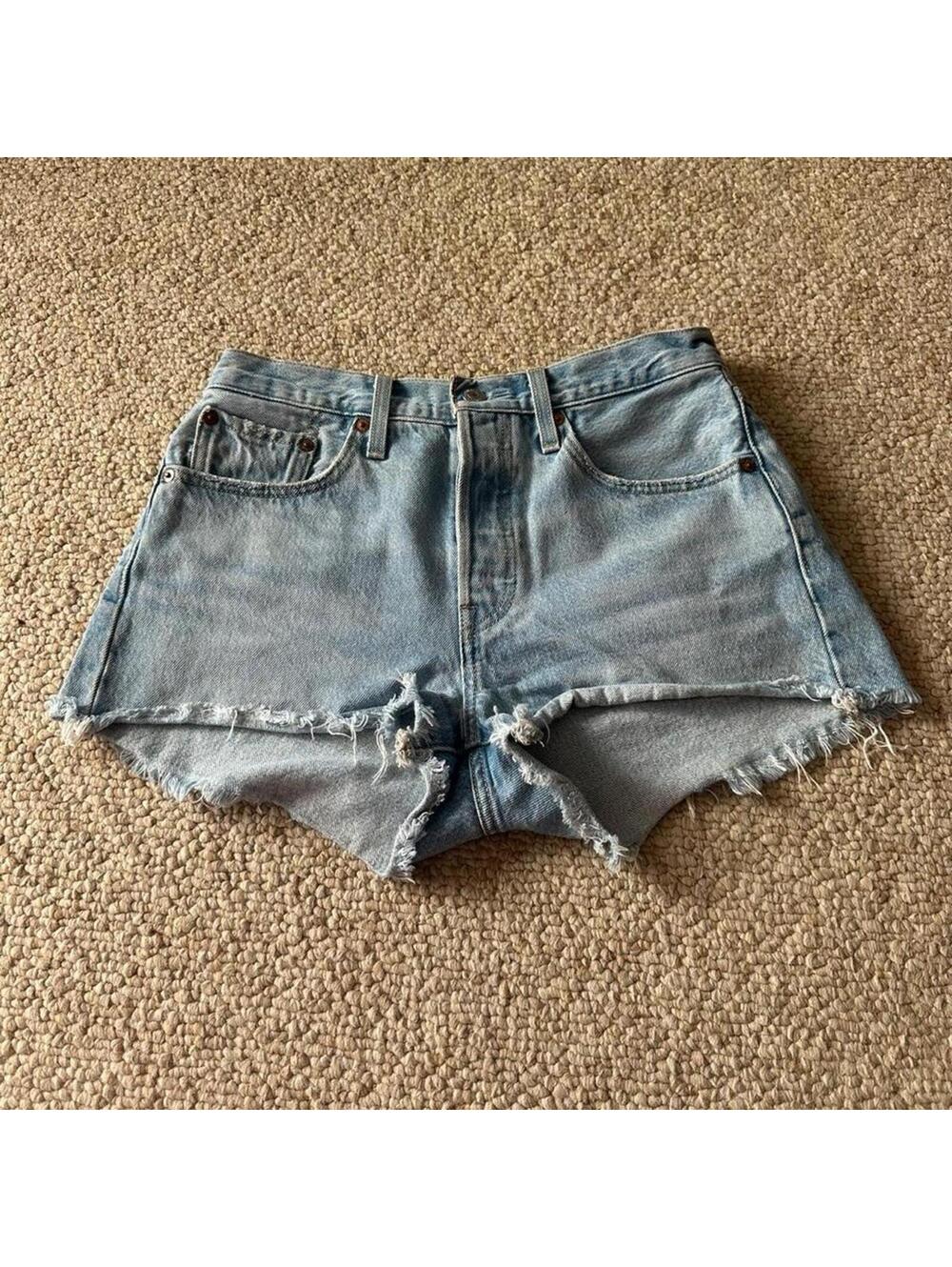 501 levi’s shorts
